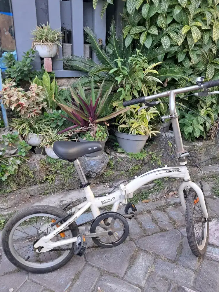 Sepeda Lipat United Stylo