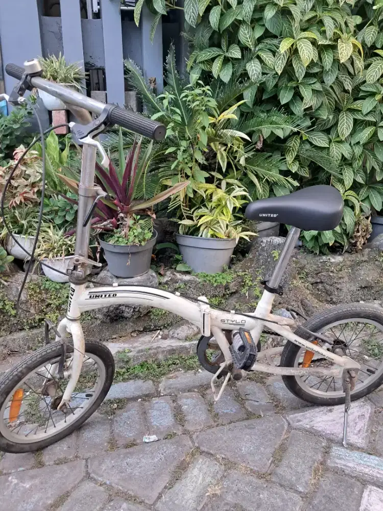 Sepeda Lipat United Stylo