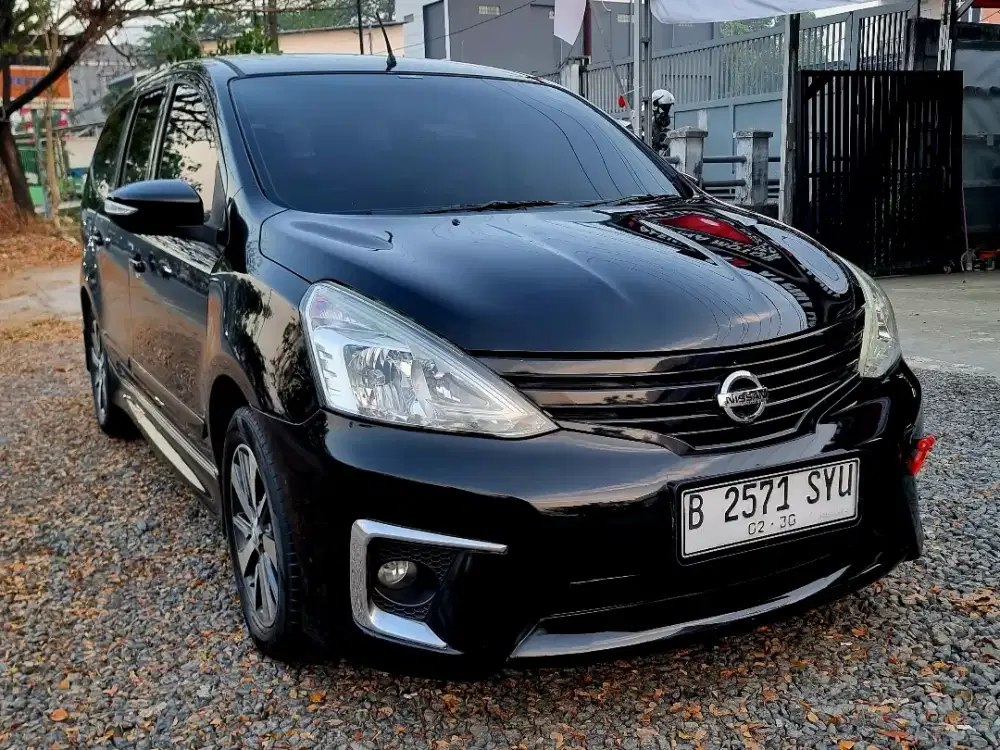 Nissan Grand Livina Highway Star Matic 2017 Istimewa.Cash/Kredit