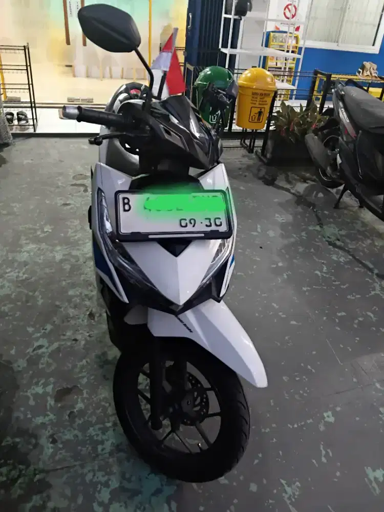 Dijual motor vario 125 led old thn 2015