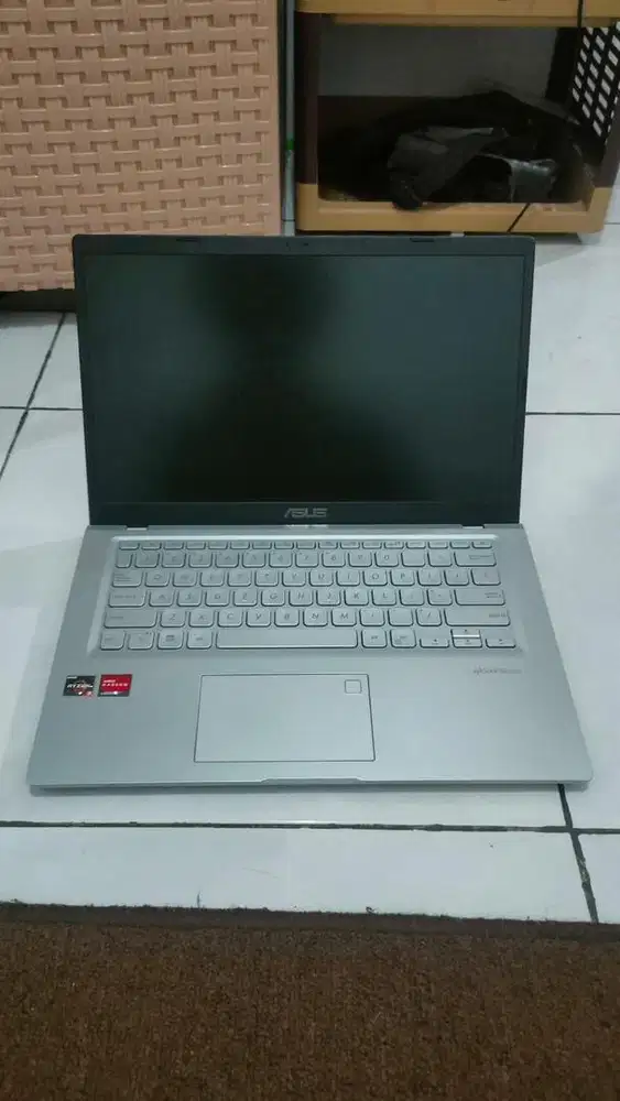 Laptop asus vivobook M415D second