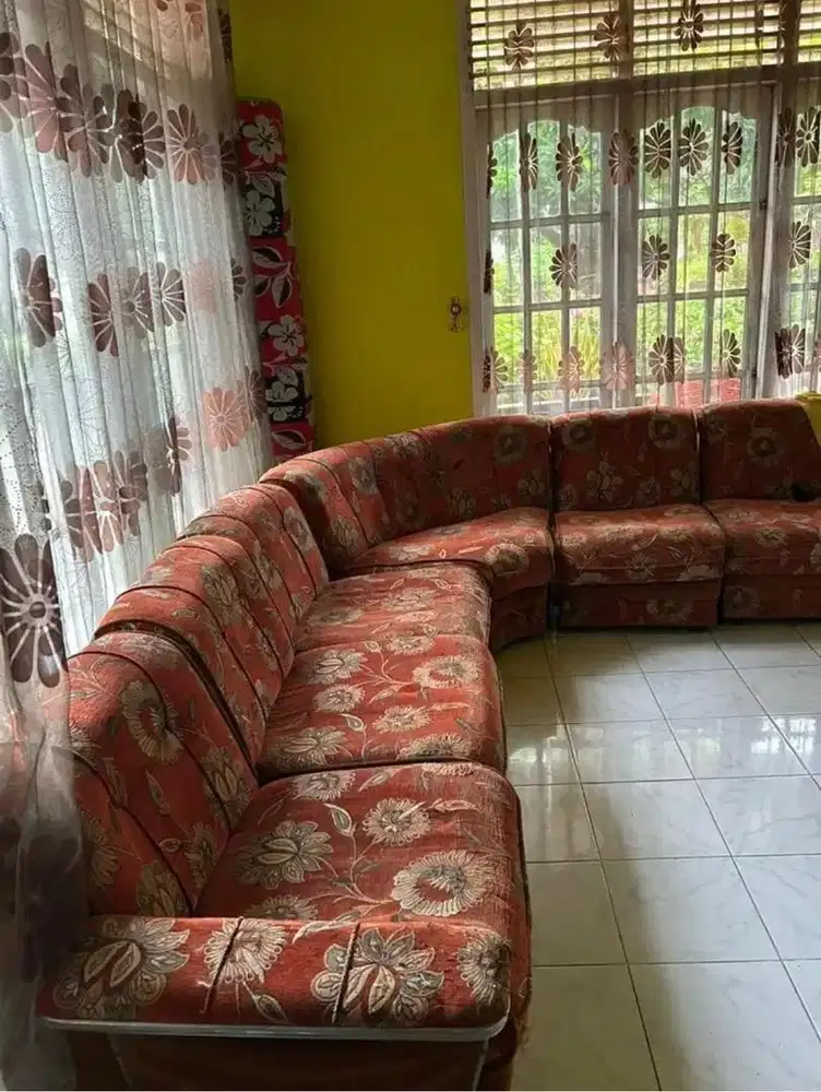 SOFA RUANG TAMU BEKAS