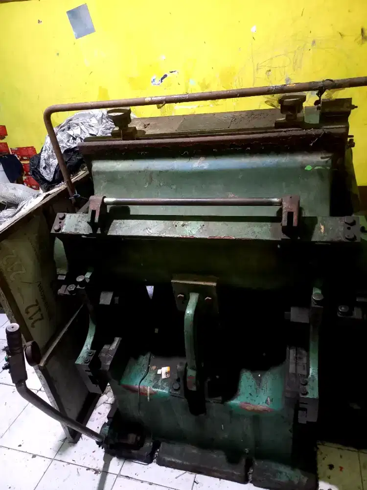 DIJUAL MESIN PLONG DEGEL RRT UKURAN 97 x 71 CM