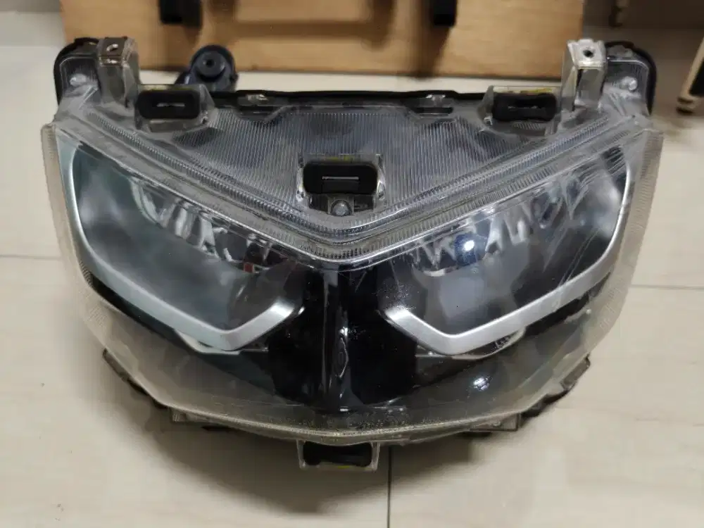 Lampu yamaha nmax new gen 2 original