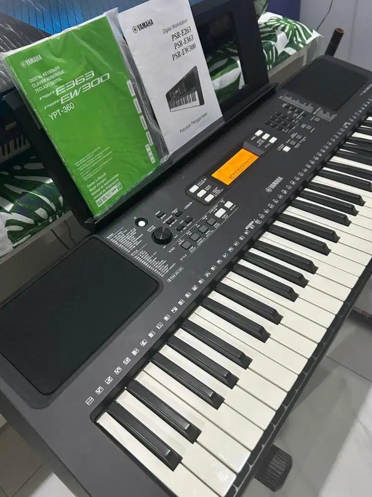 Jual cepat jual BU piano YAMAHA PSR E363 kondisi 99.9% mulus
