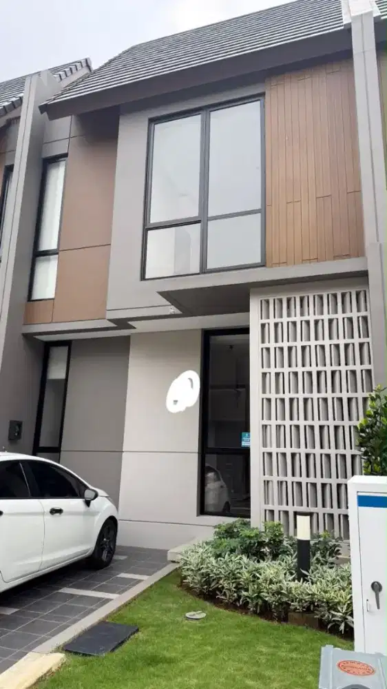Jual Rumah Semi Furnish 2 Lantai Siap Huni di Summarecon Crown Gading