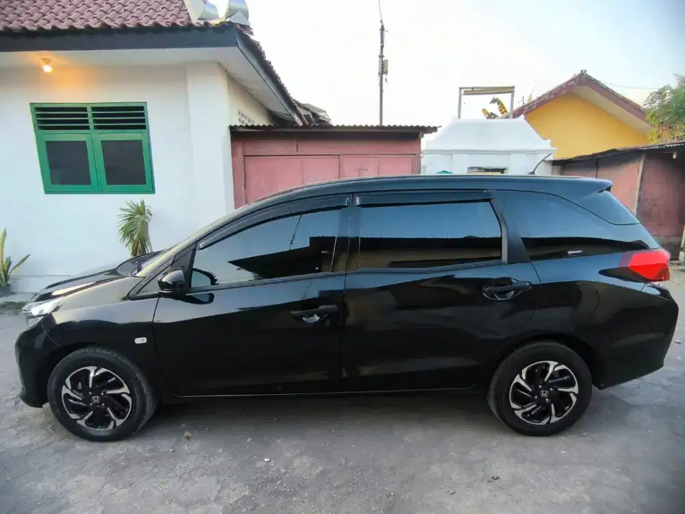 Dijual Honda Mobilio Manual th 2021 nego