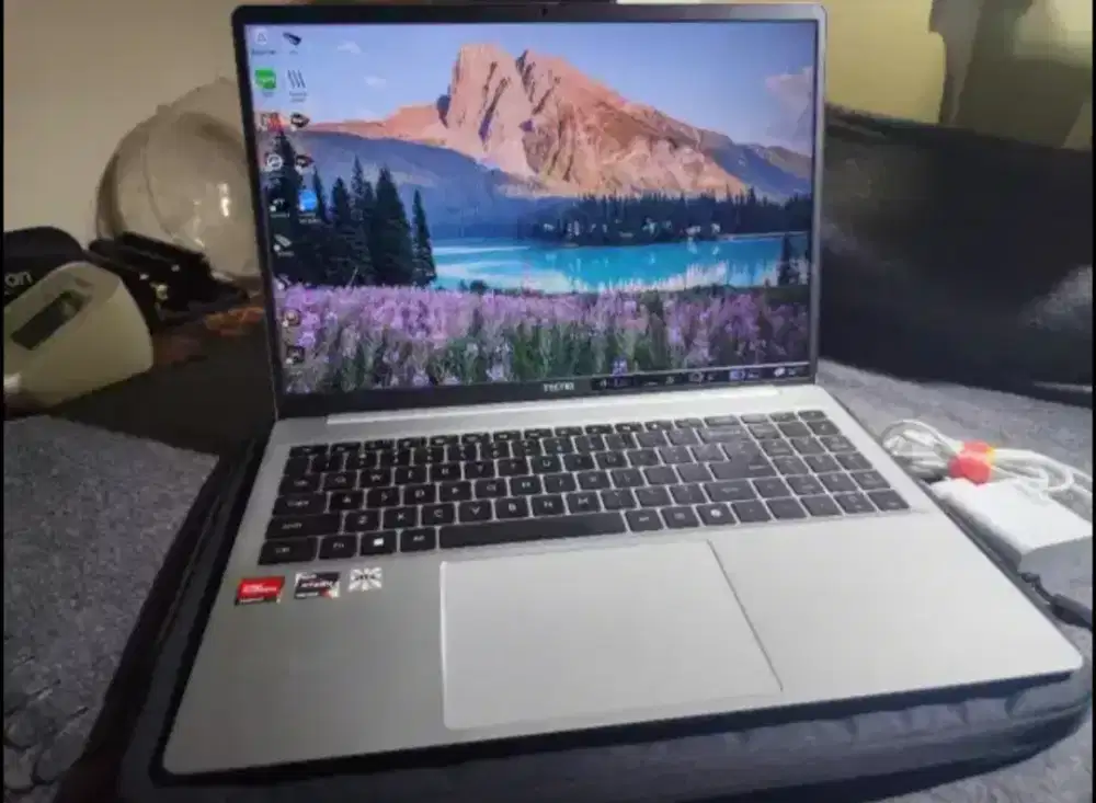 Laptop Tecno Megabook K16s 16Gb/512Gb
