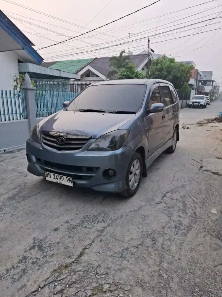 Avanza s matic 2010