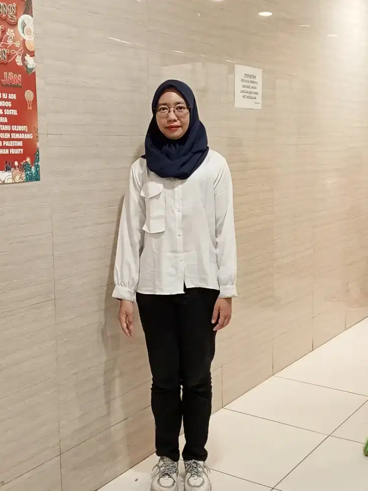 Butuh loker guys