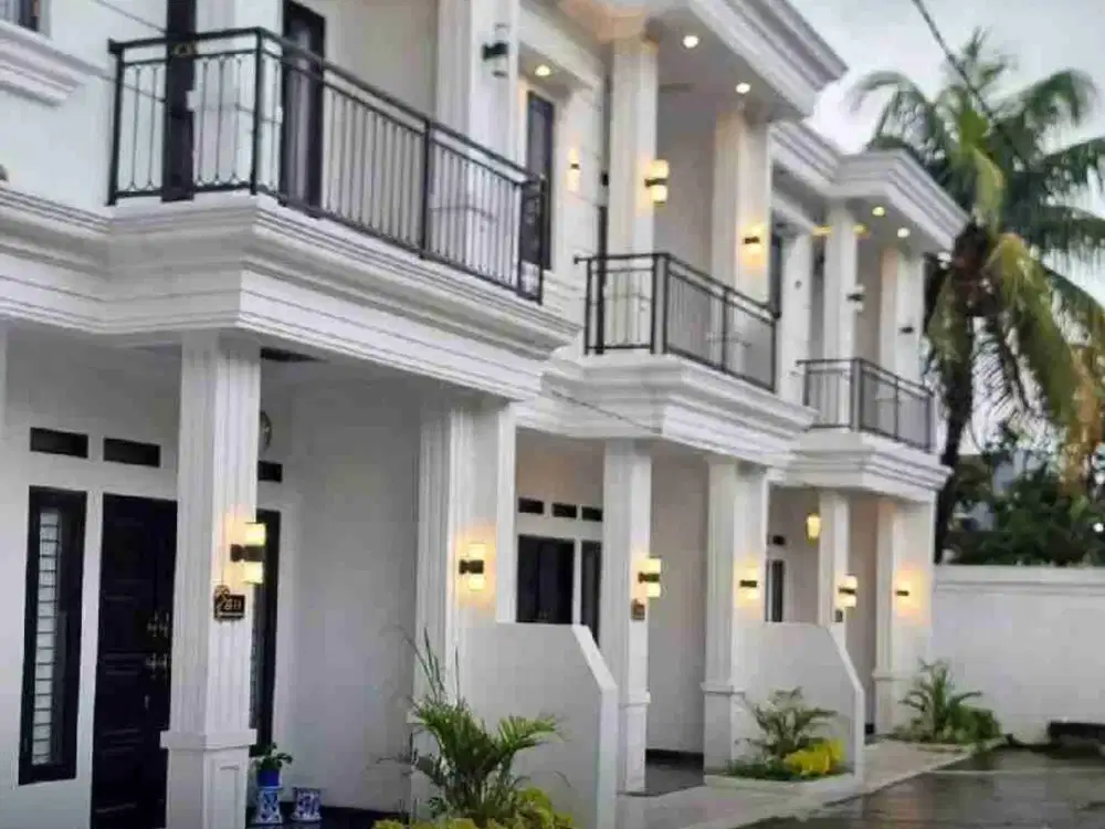 DI JUAL RUMAH 2 LANTAI BISA CAST & BISA KPR