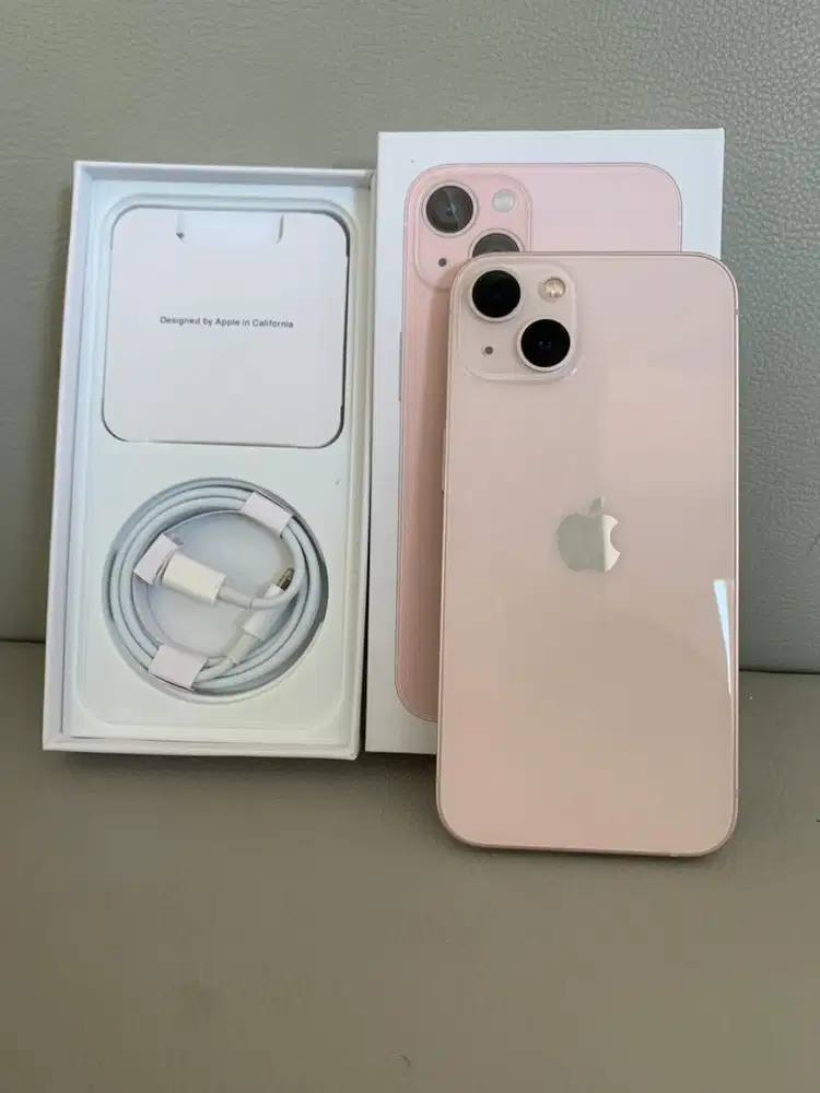 IPhone 13 pink 512 gb kondisi Terawat