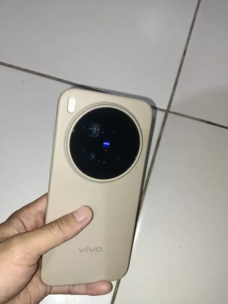 Vivo x300 pro Dune Brown 16/512 gb
