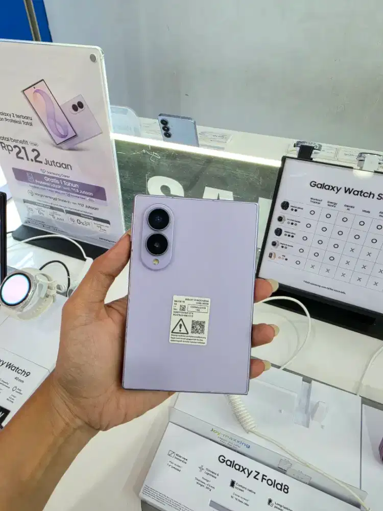 SAMSUNG NEW FOLD 8