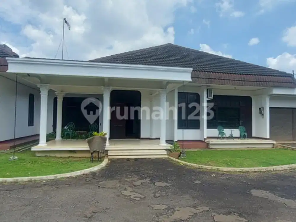 Rumah dengan tanah luas, kalimalang, Jakarta Timur