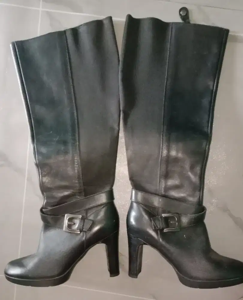 Booth knee bahan kulit sepatu boot cewek