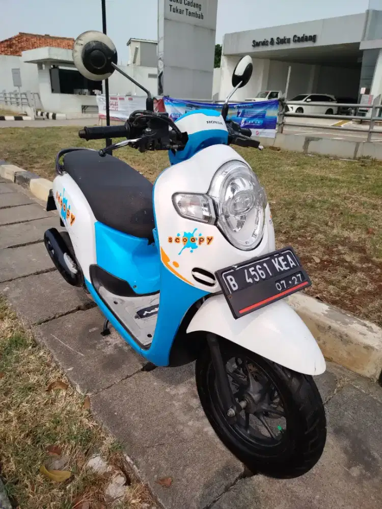 Honda scoopy donut 2017