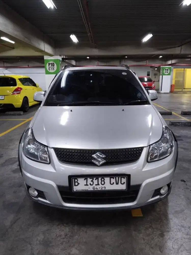 Suzuki SX4 X-over Manual Facelift 2011 Murah
