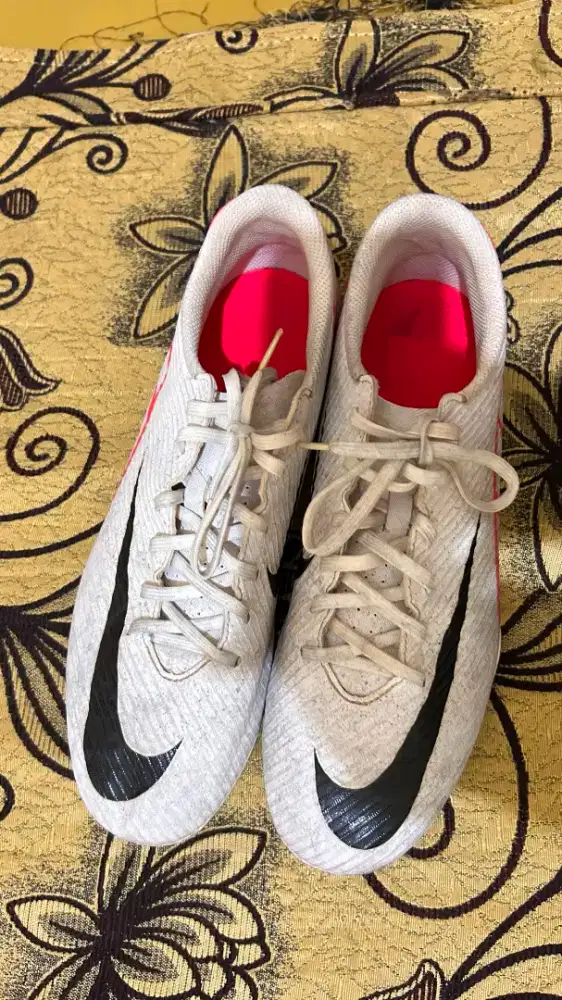 NIKE MERCURIAL VAPOR 15