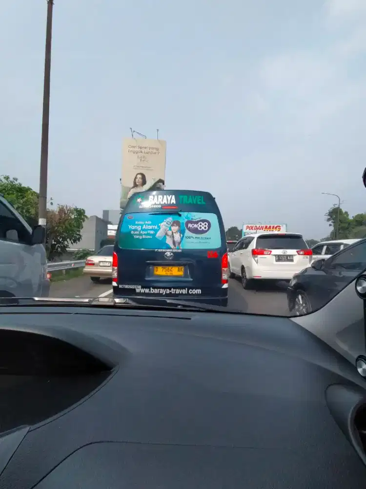 Pengasuh anak dan beberes