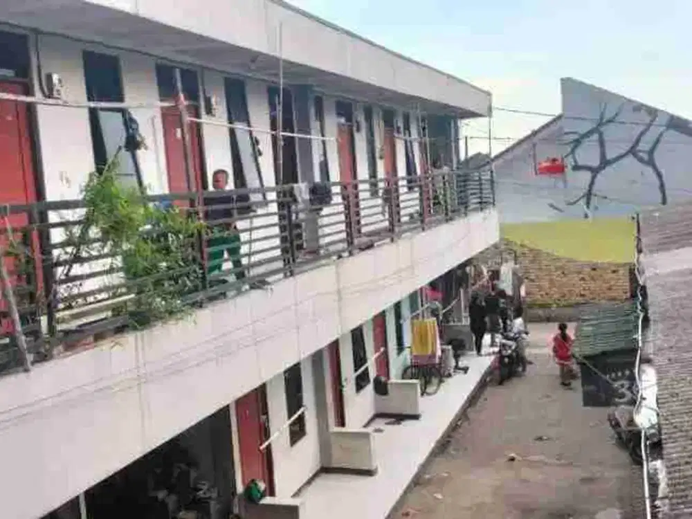 Di Jual Cepat, Rumah Kontrakan, 31 Pintu. Di Pondok Pekayon, Bekasi Selatan