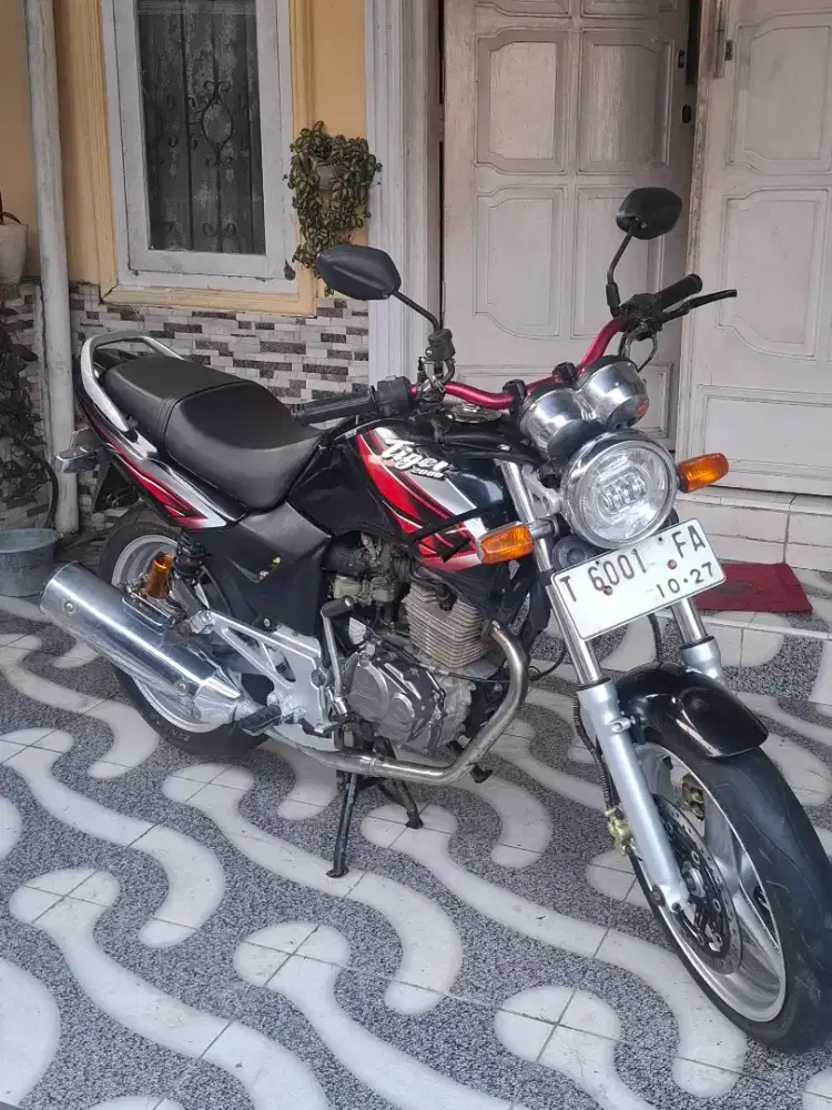 Honda Tiger limbah moge