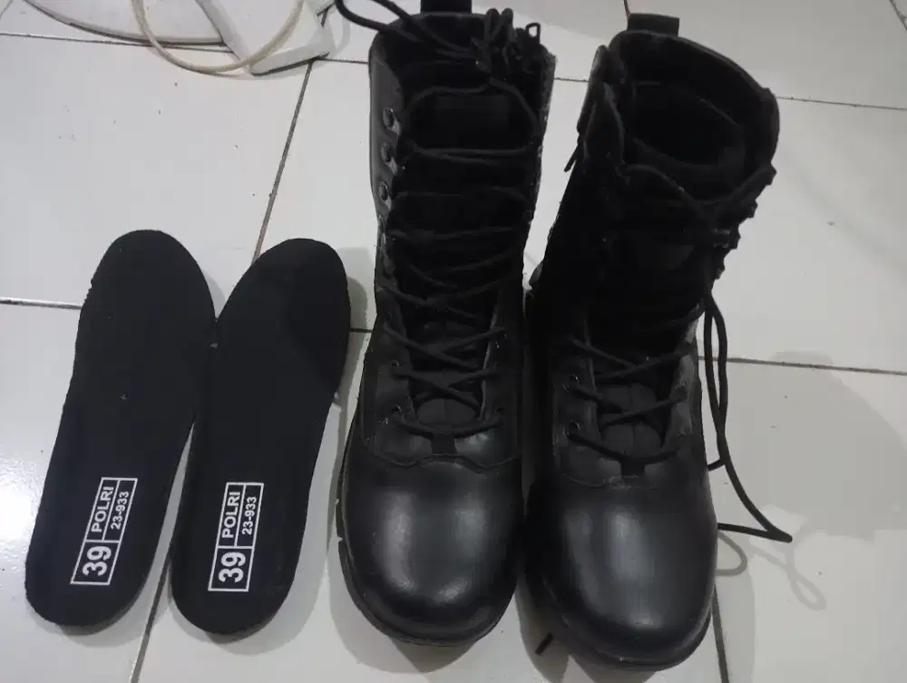 Sepatu PDL ukuran 39