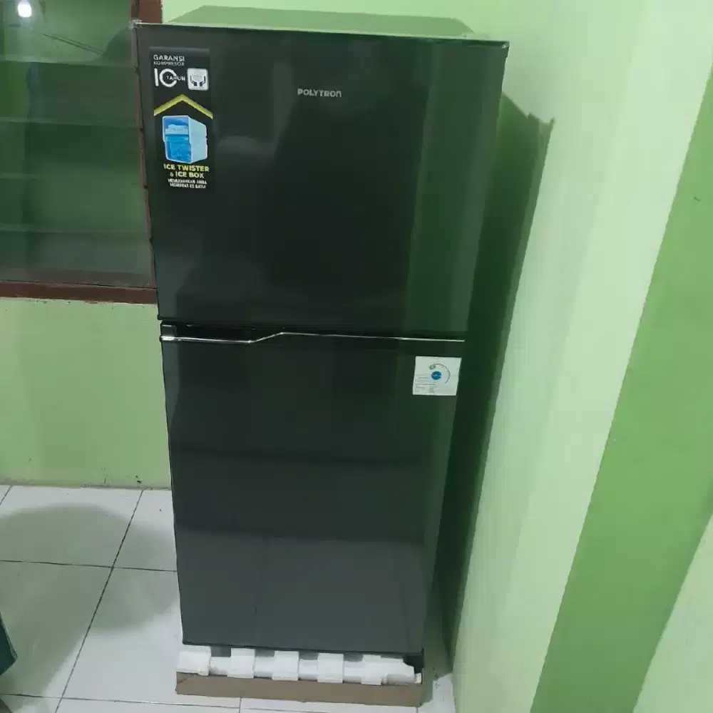 Kulkas 2pintu Polytron New.