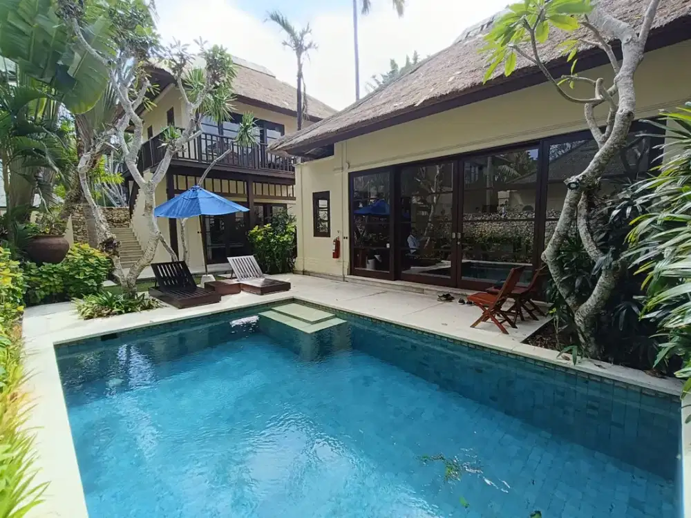 Tropical Vila di Ungasan, Punya Akses Gondola ke Private Beach!