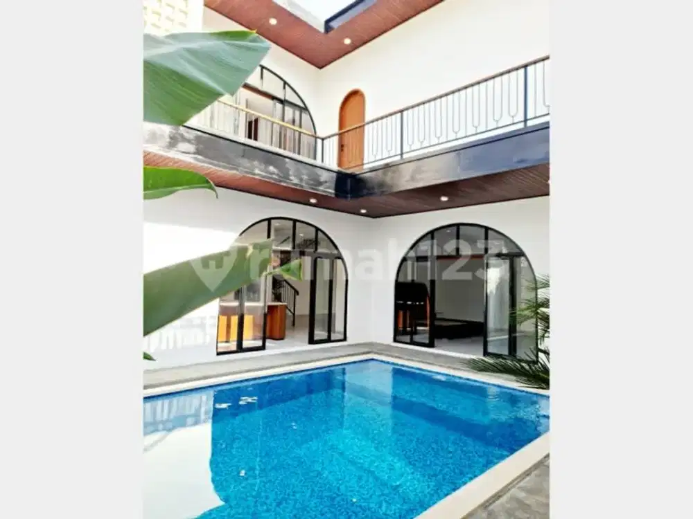 Luxury Modern Colonial Villa In Munggu Cepaka