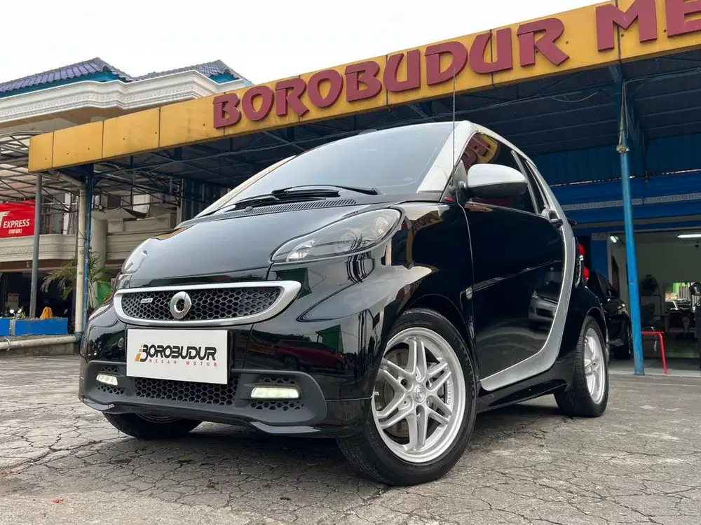 SMART FORTWO CABRIO 2013 COLLECTOR ITEM