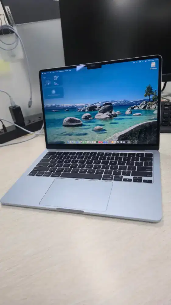 Macbook air M4 16/256 sky blue
