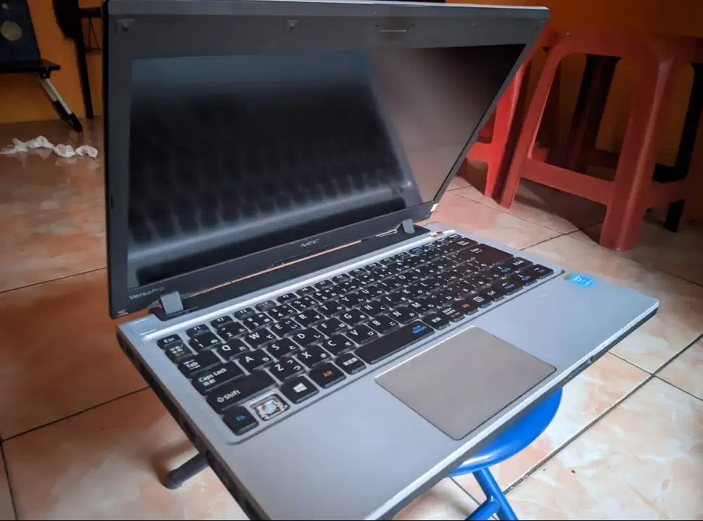 JUAL CEPAT LAPTOP i3 4100M 10GB RAM DDR3 500GB HDD