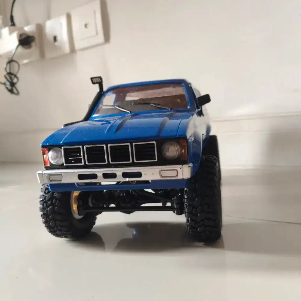 Mobil RC WPL C24 / WPL C-24