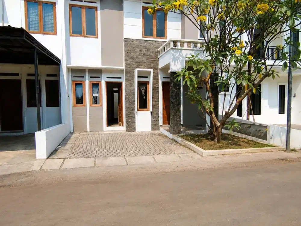 Disewakan Rumah Dalam Perumahan Lokasi di Ciganjur Dekat Taman Tebuya