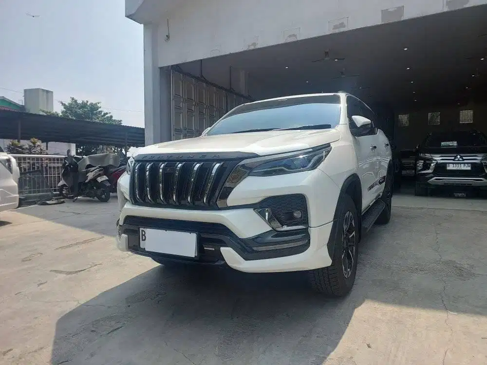 TOYOTA FORTUNER VRZ TRD SPORTIVO 2.4 AT AUTOMATIC DIESEL TAUN 2020