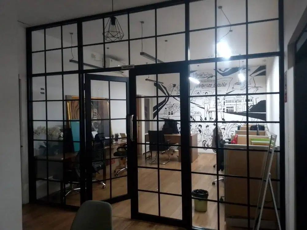PARTISI ALUMINIUM - KACA