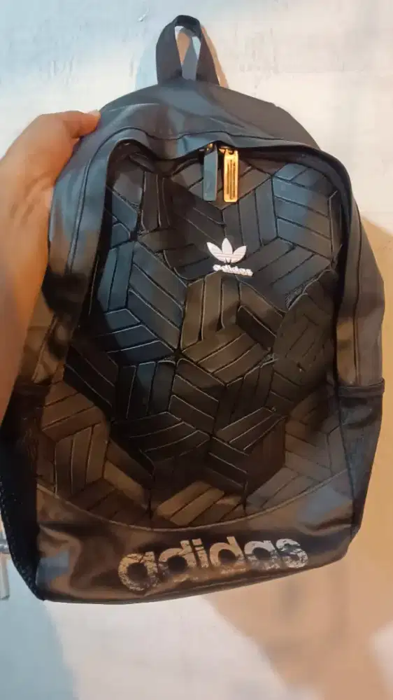 Tas ransel ADIDAS issey miyake geometric