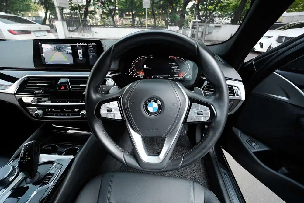 BMW 520i 2020 Bensin