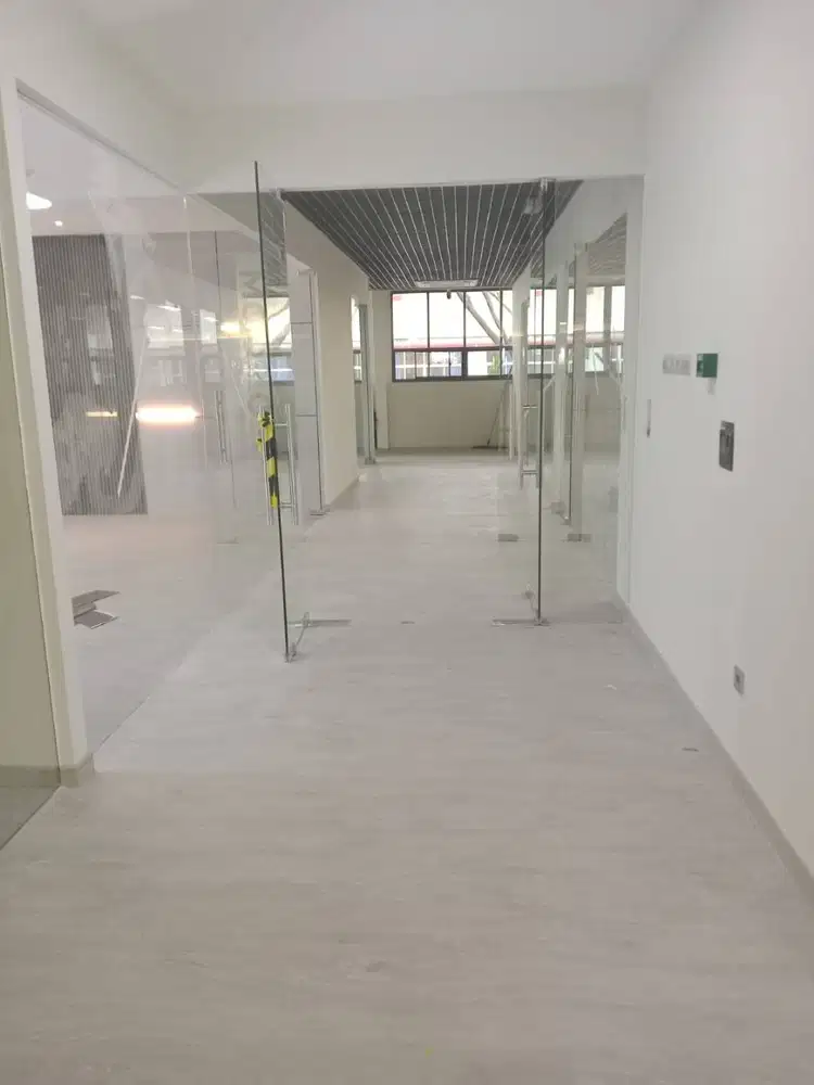 PINTU KACA FRAMELESS