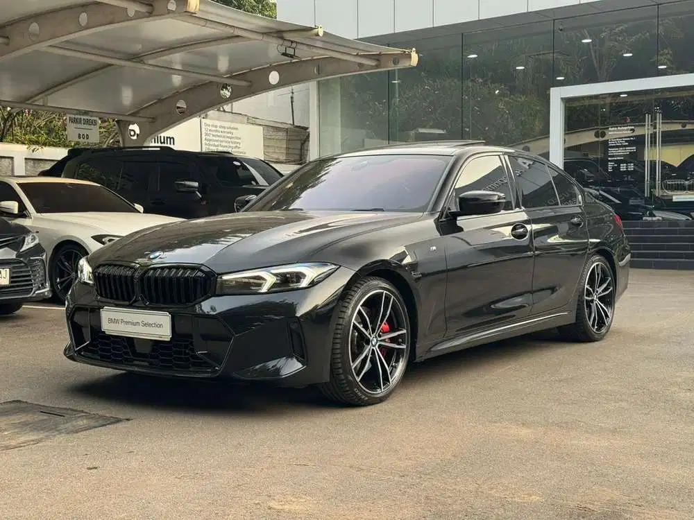 BMW 330i 2024 Bensin
