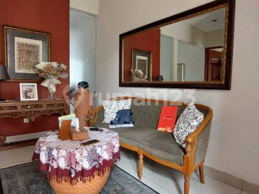 Rumah Bsd Harga Menarik Ada Taman Depan dan Belakang Lokasi Terdepan