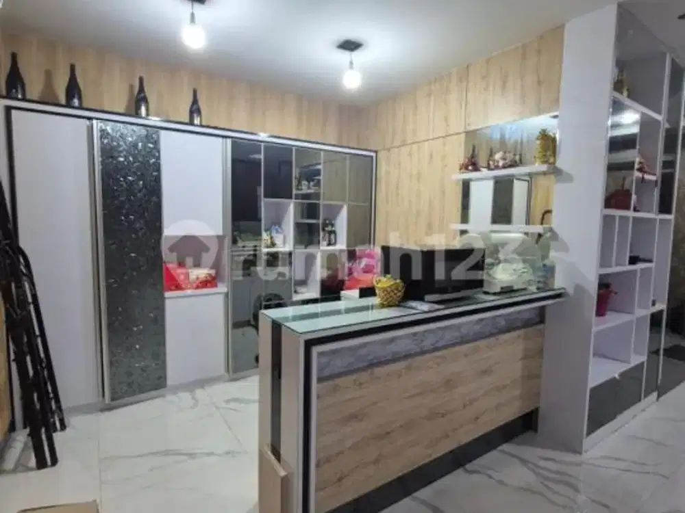 Dijual Rumah di Golf Lake Jakarta Barat Siap Huni