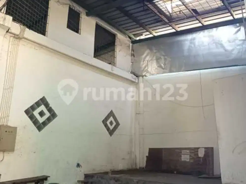 Disewakan Gudang di Pantai Indah Dadap Tangerang