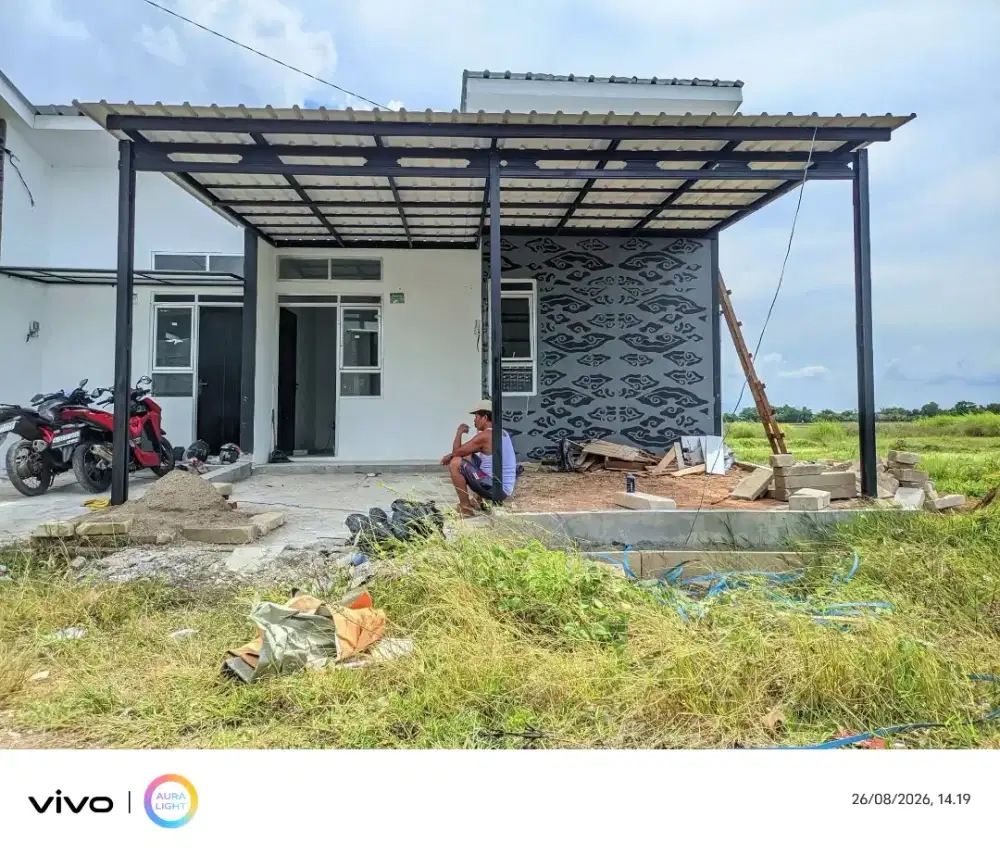 Kanopi baja ringan dan garasi