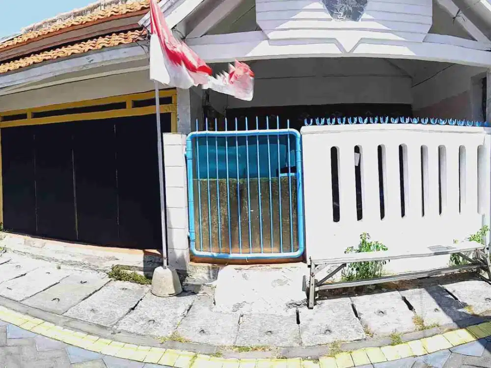 Disewakan Rumah Terawat di Ngagel Surabaya Cocok Untuk Tempat Tinggal / Mess Karyawan