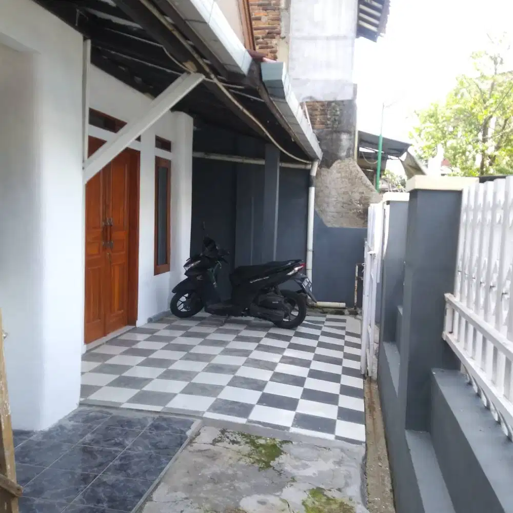 Disewakan Rumah Strategis di Tengah Kota Bandung