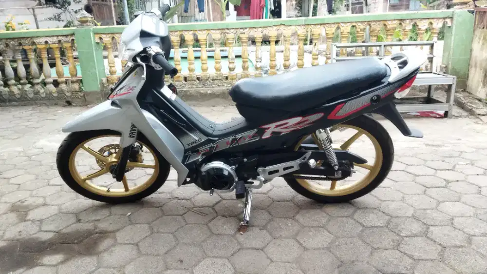 Di jual fizr standar 2002
