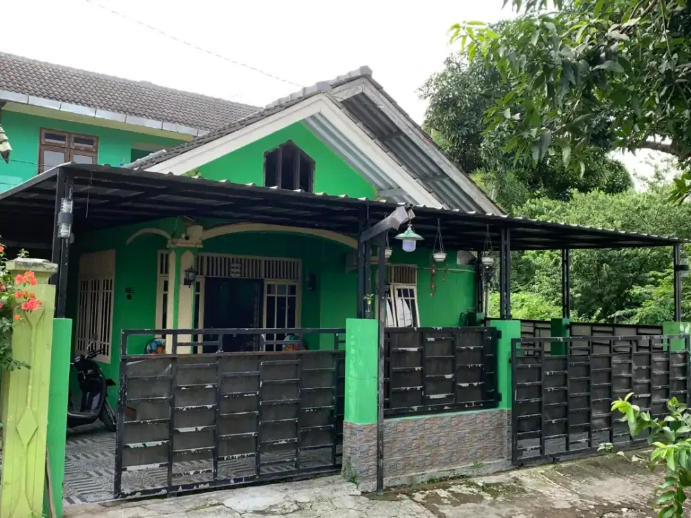 DI JUAL RUMAH LUAS 2 LANTAI TANPA PERANTARA