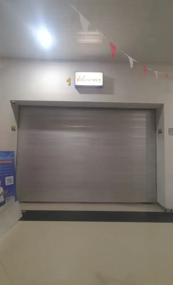 Rolling Door Mall